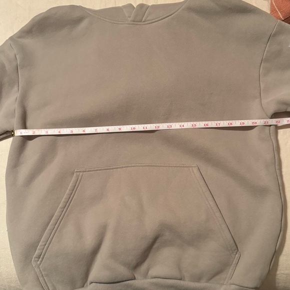 COMFRT Travel Hoodie - Picture 9 of 10